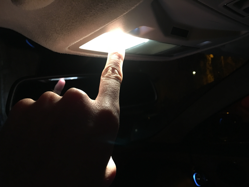 The dome lights are all touch-sensitive, with no physical button.